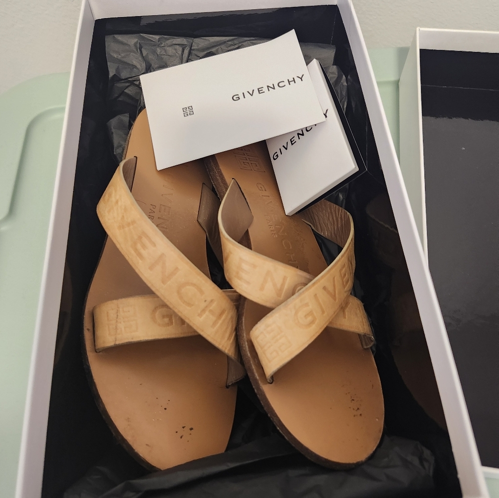 GIVENCHY STRAP SANDALS DESERT FLAT SIZE 38. Great repurpose opportunity!
